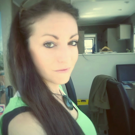 Victoria Mckee Photo 13