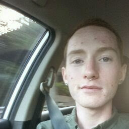 Aaron Wells Photo 34