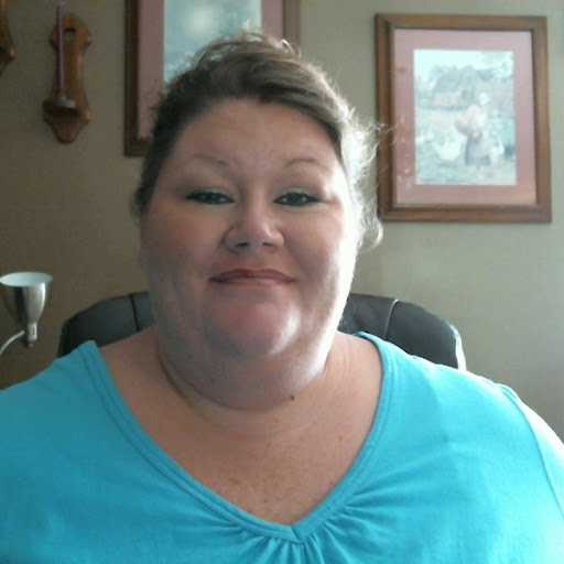 Stephanie Livingston Photo 14