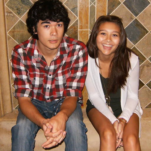 Mia Mitchell Photo 28