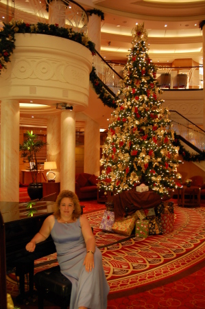 Colleen Hughes Photo 29