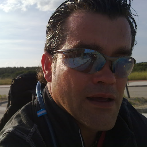 Robert Gerard Photo 23