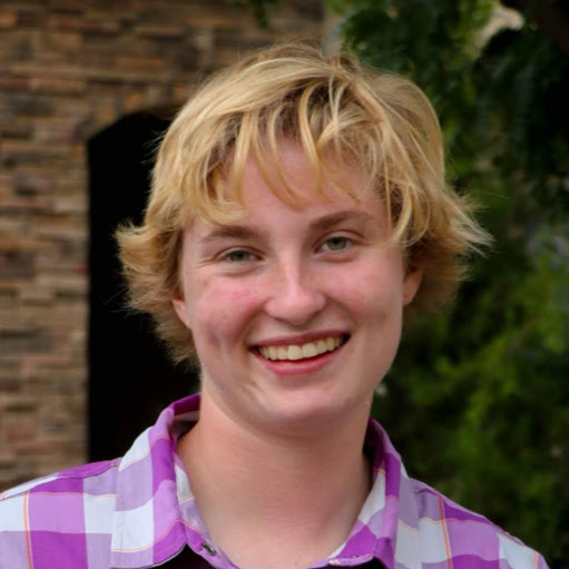 Sarah Smart Photo 21