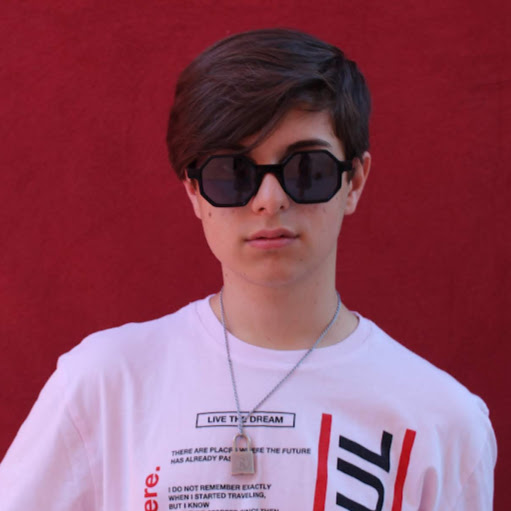 Nicola Deflorio Photo 3