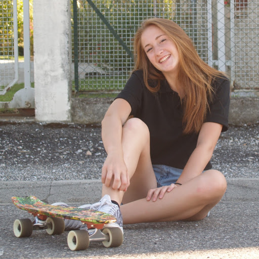 Suzanne Garcia Photo 32