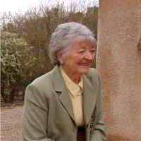 Jeanne May Photo 12