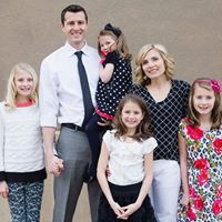 Ellie Allen Photo 18