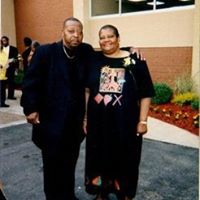 Helen Harper Photo 25 Helen Harper Photo 25