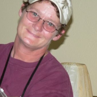 Debra Hooper Photo 30