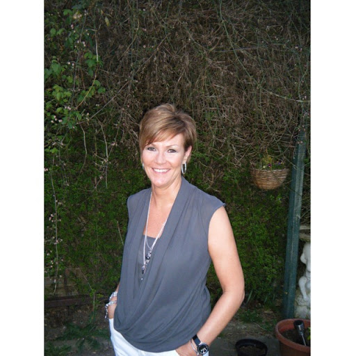 Anne Devine Photo 18