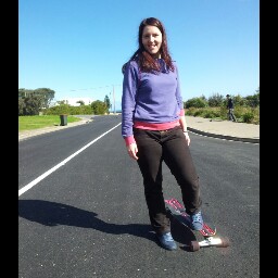 Bonnie Mills Photo 4