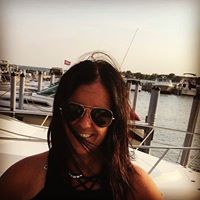 Michelle Foreman Photo 49