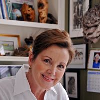 Julia Burnett Photo 15