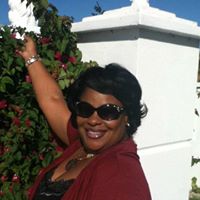 Kathleen Williamson Photo 14