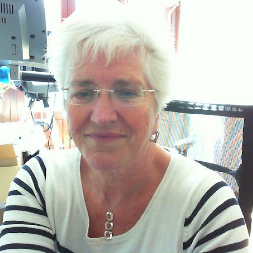 Linda Skinner Photo 26