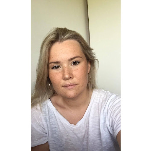 Julie Beyer Photo 19