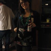 Alexandra Benjamin Photo 28