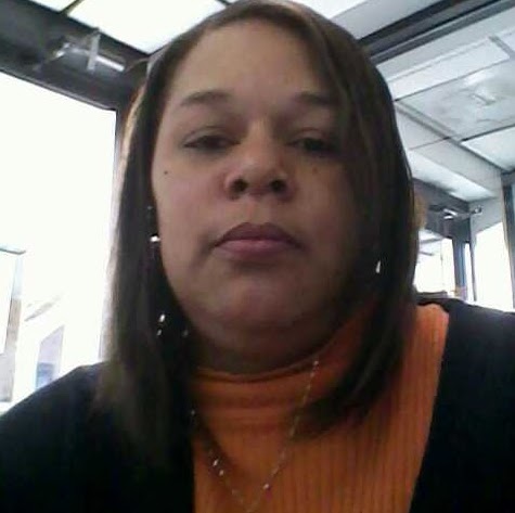 Angie Richardson Photo 24
