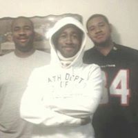 Erik Gordon Photo 25