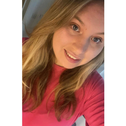 Samantha Carr Photo 16