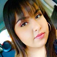 Celeste Flores Photo 46