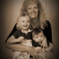 Vickie Larson Photo 28