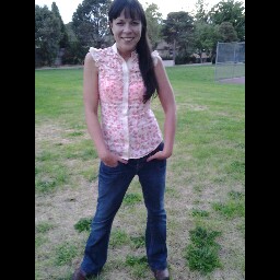 Elizabeth Floyd Photo 33