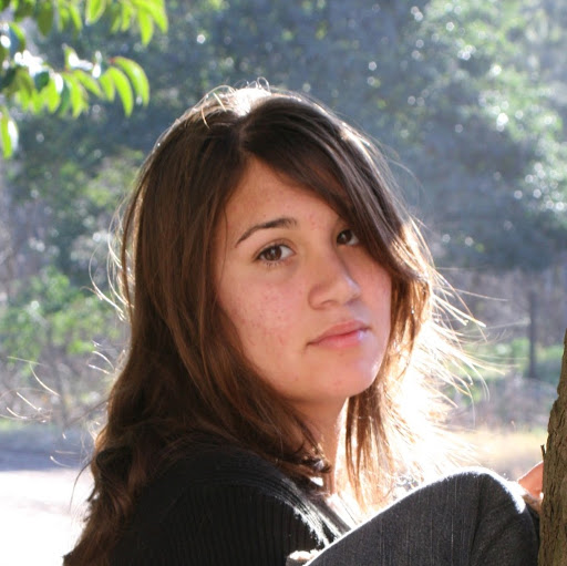 Elizabeth Escobar Photo 8
