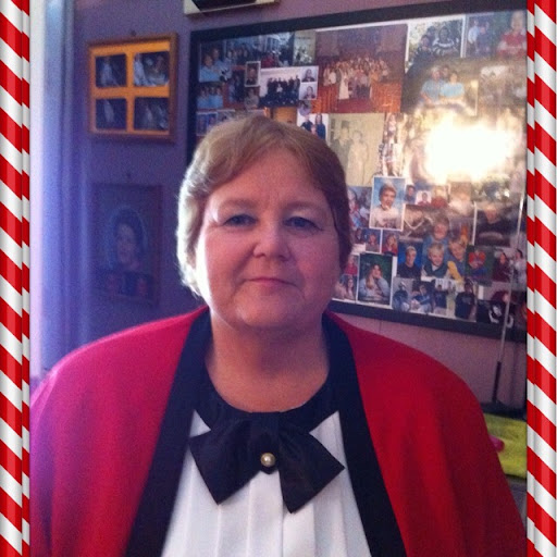 Sandra Flowers Photo 13
