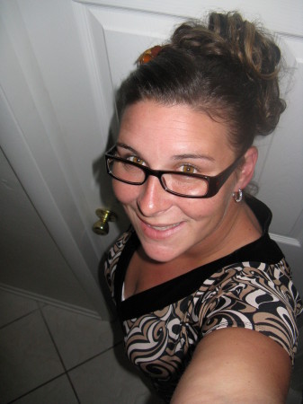 Heather Rowe Photo 33