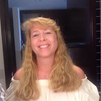Kristen Garrett Photo 19
