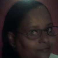 Linda Nicholas Photo 13