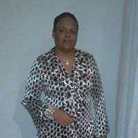 Paula Redmond Photo 13