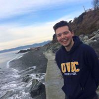 Kelly Vernon Photo 13