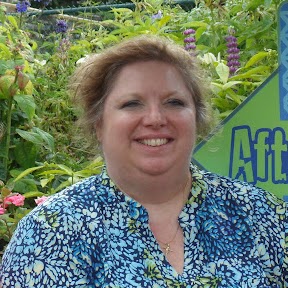 Tina Waddell Photo 16