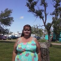 Tina Edwards Photo 4