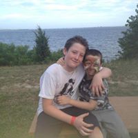 Emily Mooney Photo 17