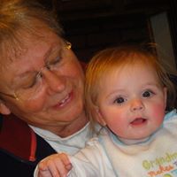 Ellen Schmitz Photo 25
