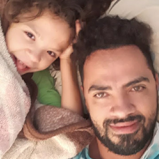 Robert Cardoso Photo 7