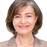 Sandra Bennet Photo 3