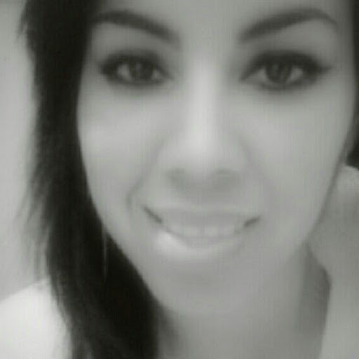 Alba Ayala Photo 9
