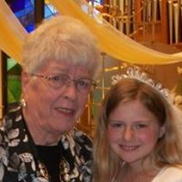 Helen Martin Photo 37