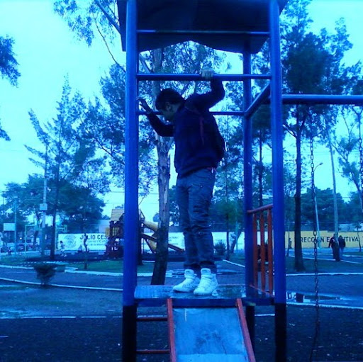 Alejandro Avila Photo 37