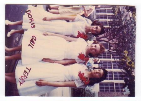 Gail Miller Photo 16