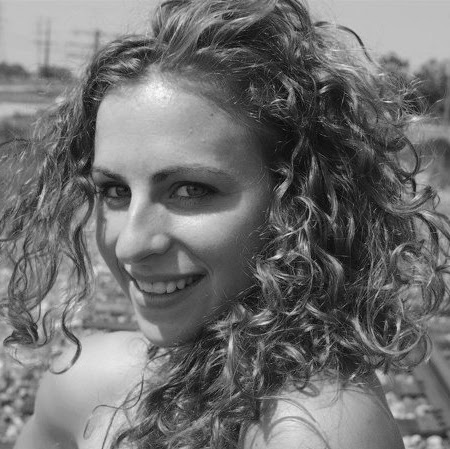 Amanda Gilbert Photo 14