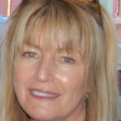 Debbie Tracy Photo 12