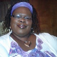 Nikki Henderson Photo 26