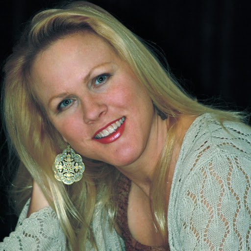 Susan Hamilton Photo 40