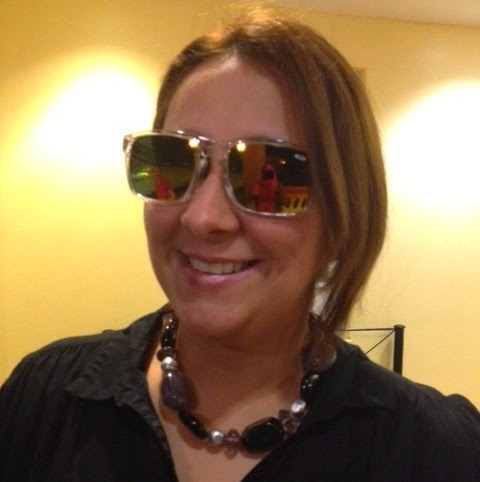Janet Hernandez Photo 27