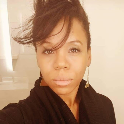 Julia Torres Photo 21